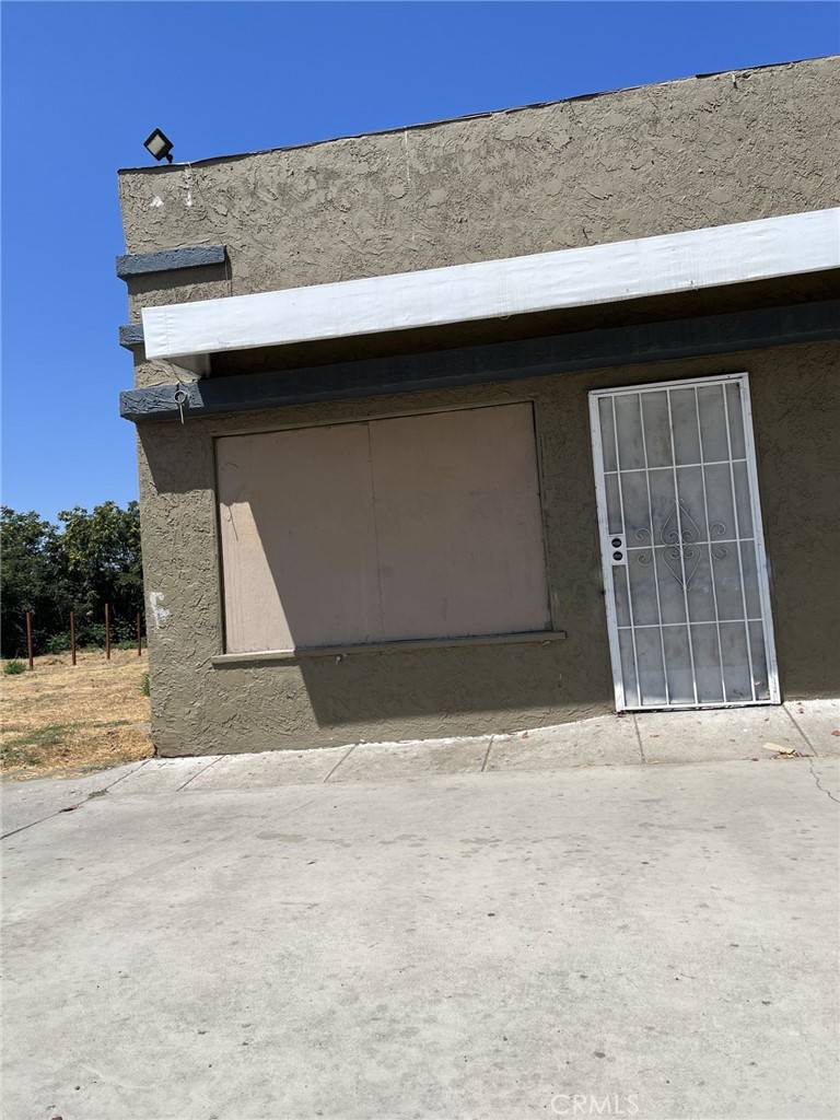 San Bernardino, CA 92405,1370 N E ST