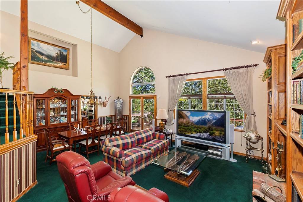 30184 Sky Line DR Running Springs, CA 92382
