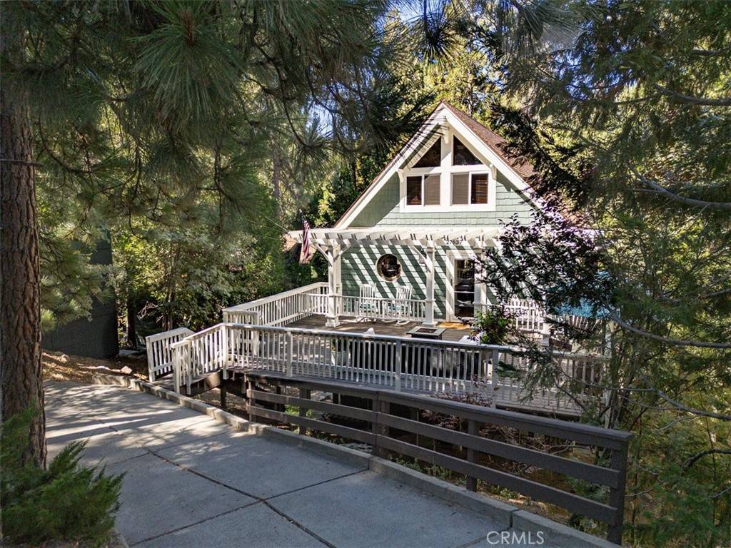 Lake Arrowhead, CA 92352,27637 W Shore RD