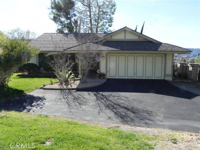 Canyon Country, CA 91387,30364 Honeysuckle Hill DR