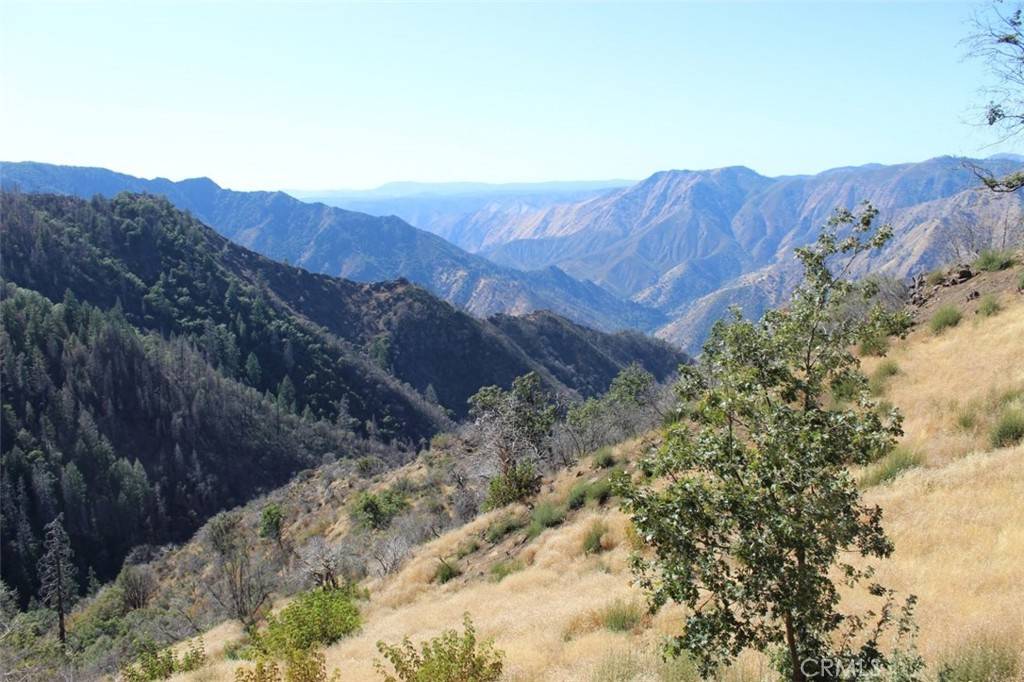 Yosemite, CA 95389,6753 Henness Ridge