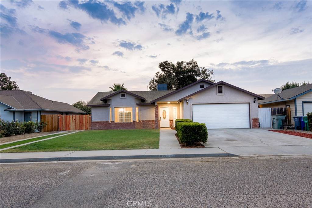 Chowchilla, CA 93610,807 Holiday WAY