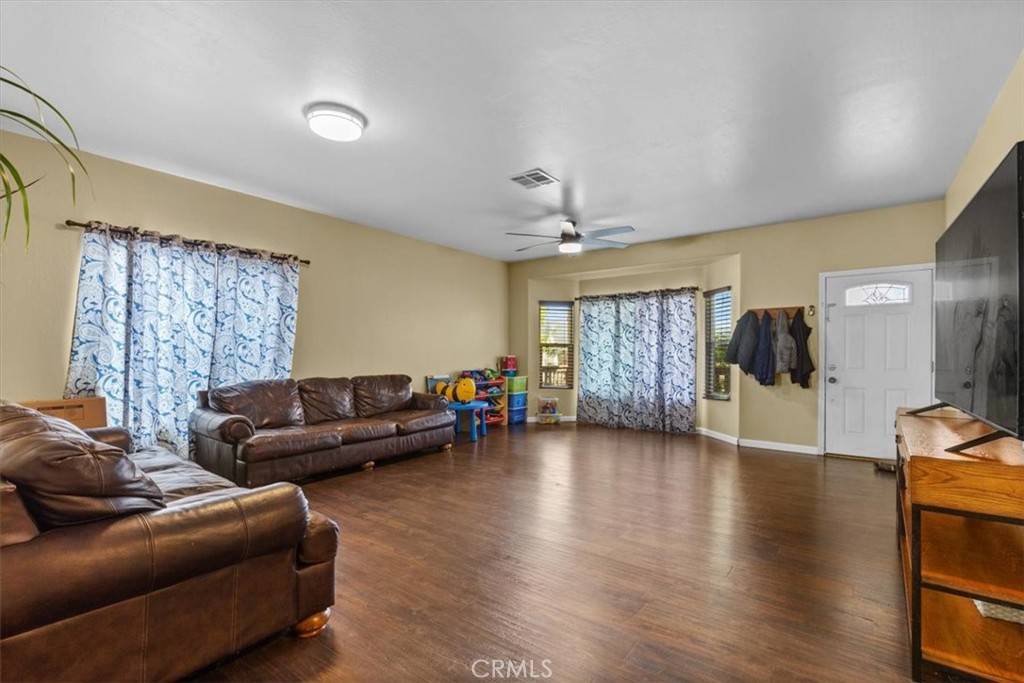 Tehachapi, CA 93561,18261 Churchill ST