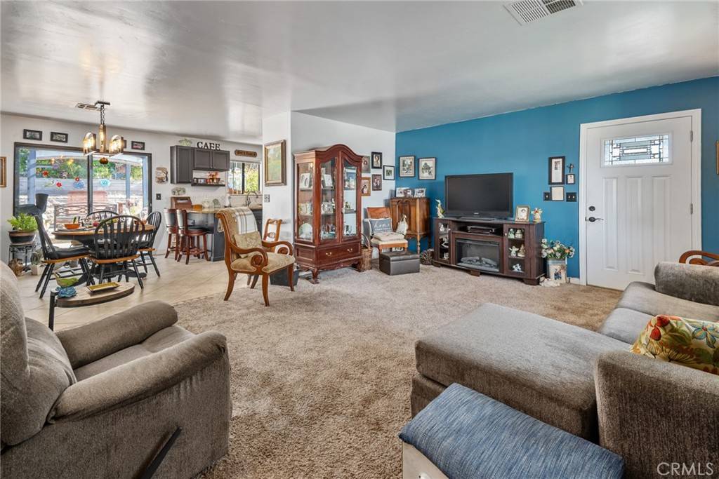 Atascadero, CA 93422,3215 El Camino Real