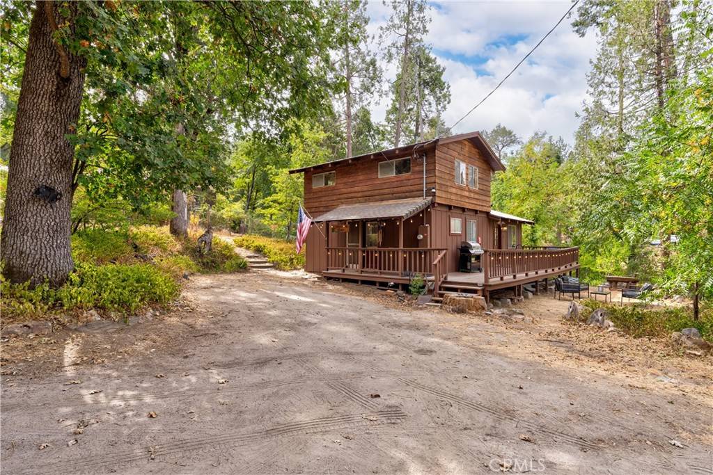 Oakhurst, CA 93644,44800 Mountain Meadow Road