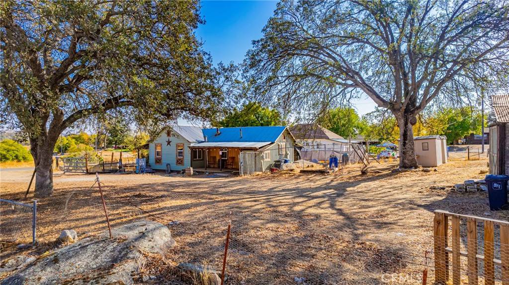 Raymond, CA 93653,32012 Road 600