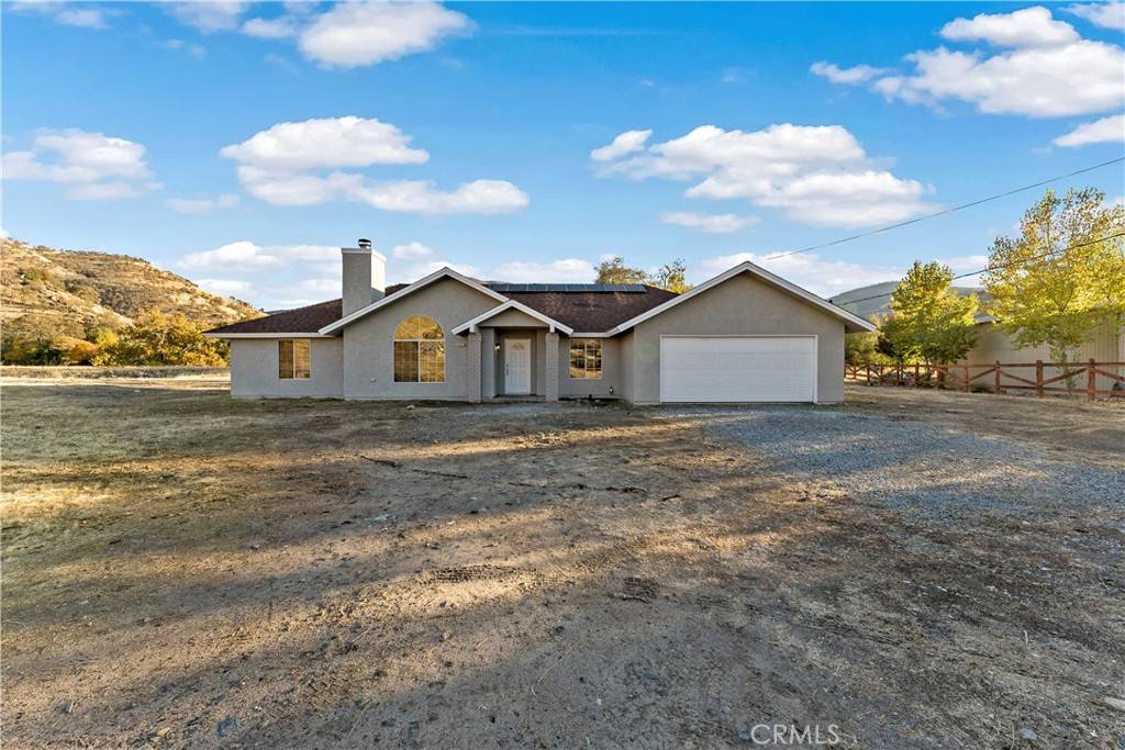 Sanger, CA 93657,6063 Dogwood DR