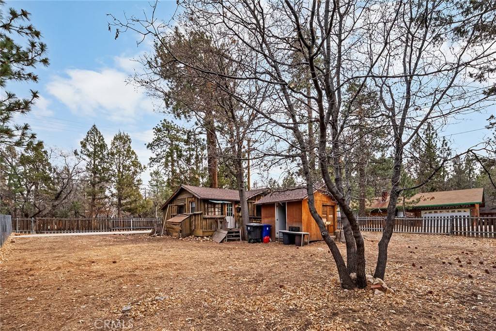 Sugarloaf, CA 92386,502 Sunset LN