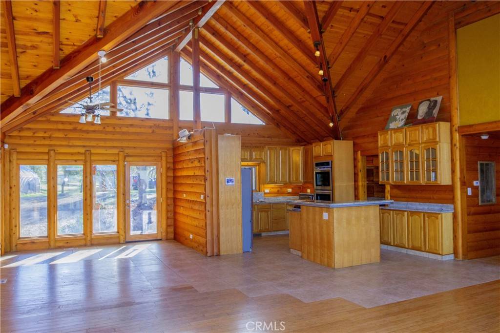 Squaw Valley, CA 93675,37678 Cardinal LN