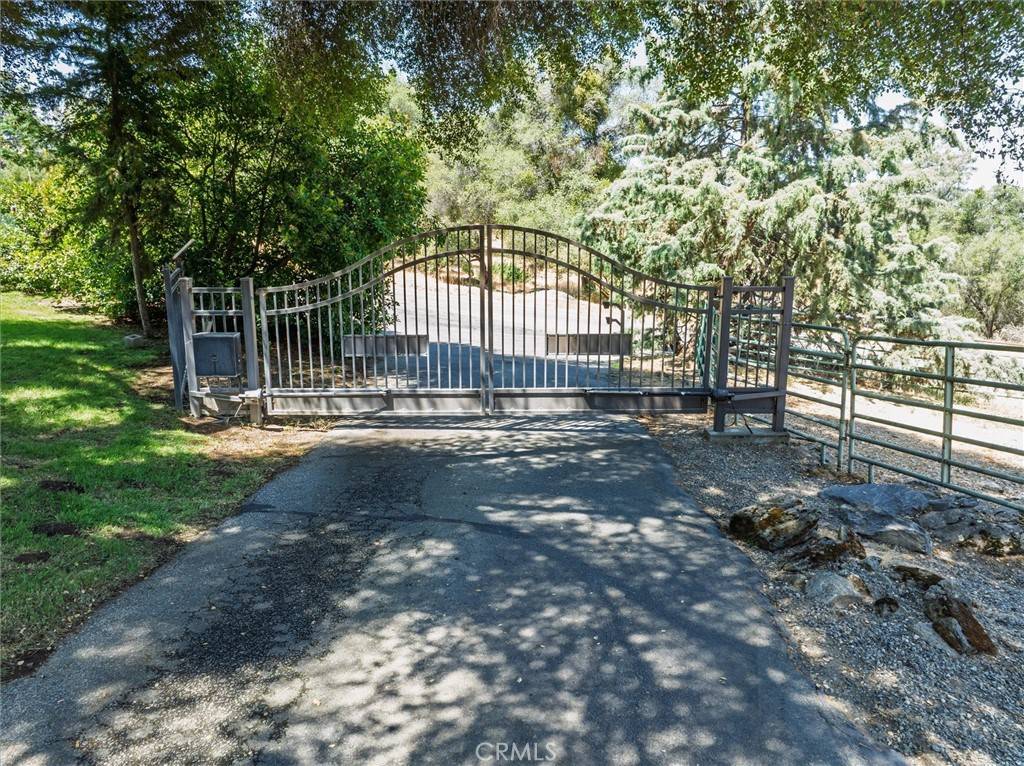 Coarsegold, CA 93614,36515 Wells RD