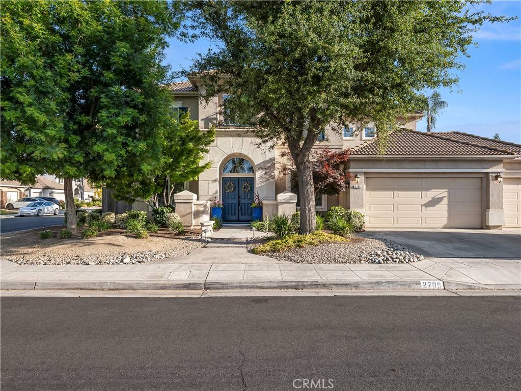 Fresno, CA 93720,2705 E Ryan LN