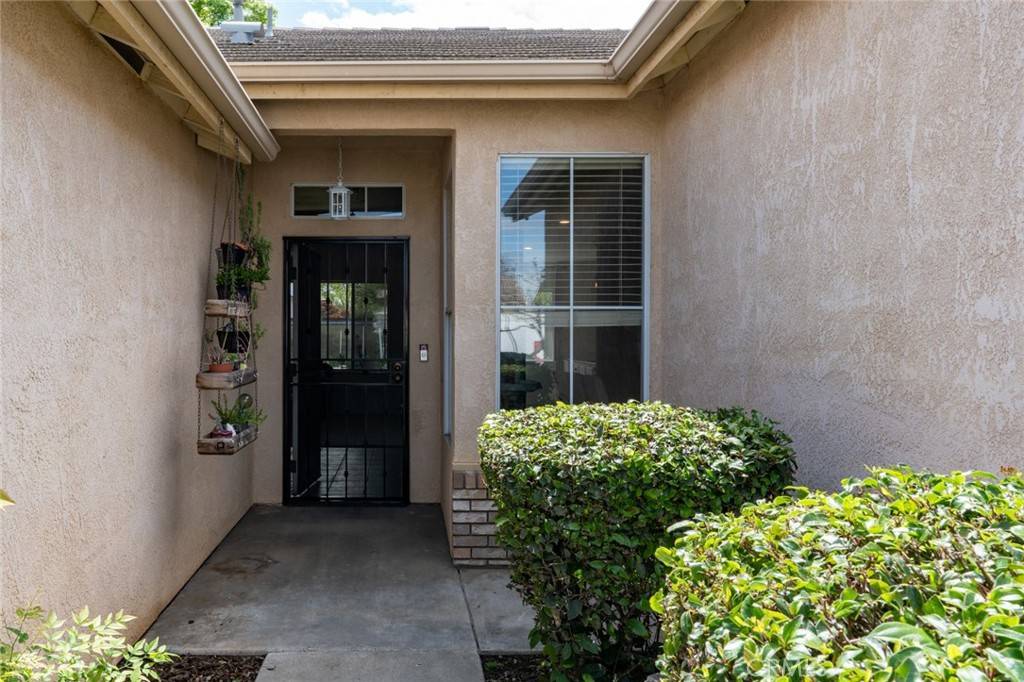 Hanford, CA 93230,925 W Redwood ST