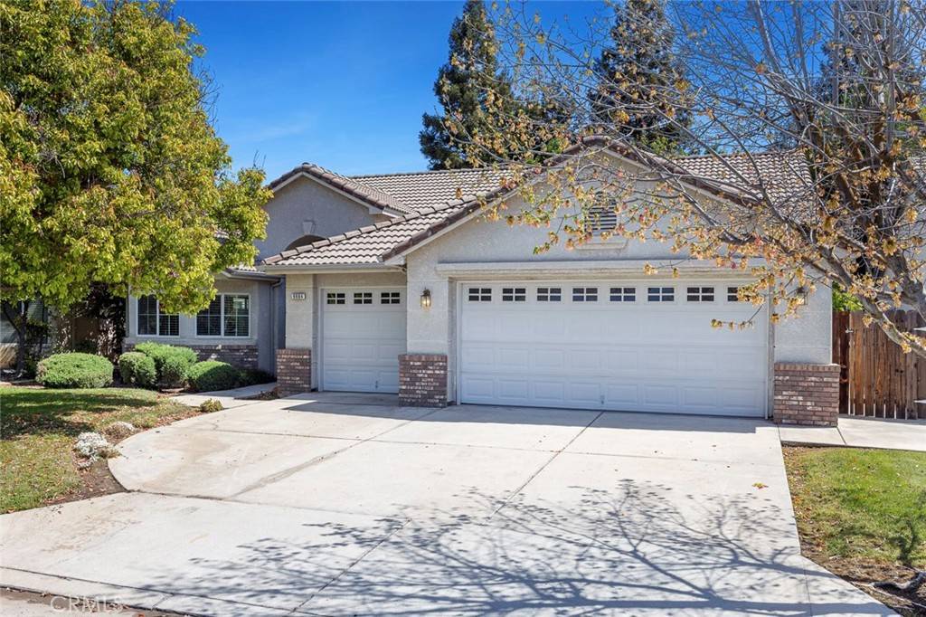 Fresno, CA 93720,9884 N Rowell AVE