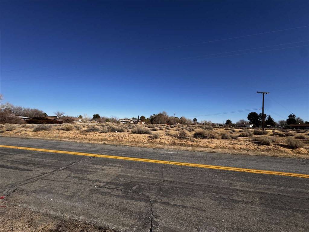 North Edwards, CA 93523,16720 Mountain View AVE