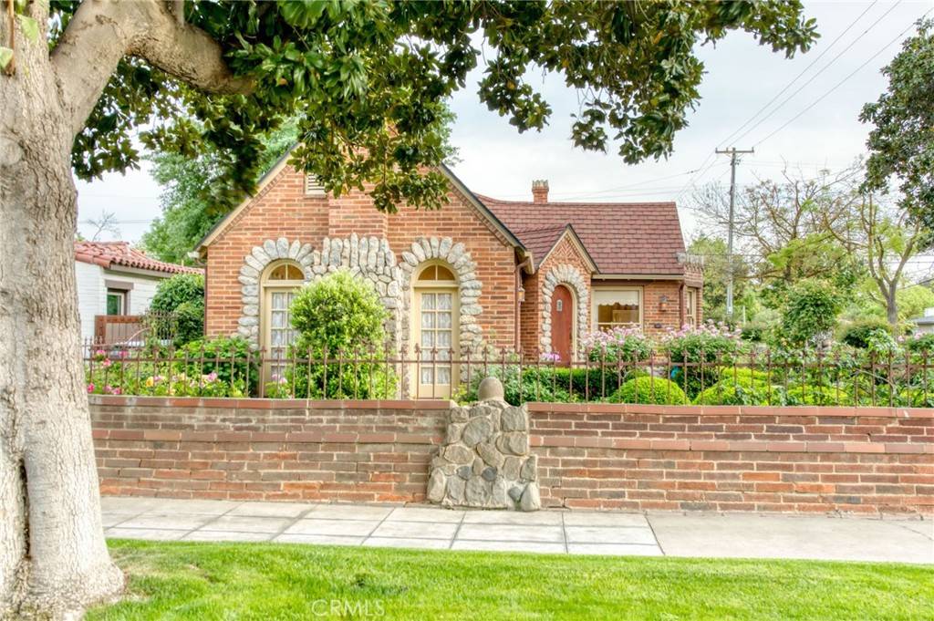 Fresno, CA 93704,304 E Simpson AVE