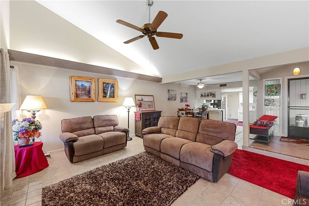 Clovis, CA 93611,1715 Tollhouse LN