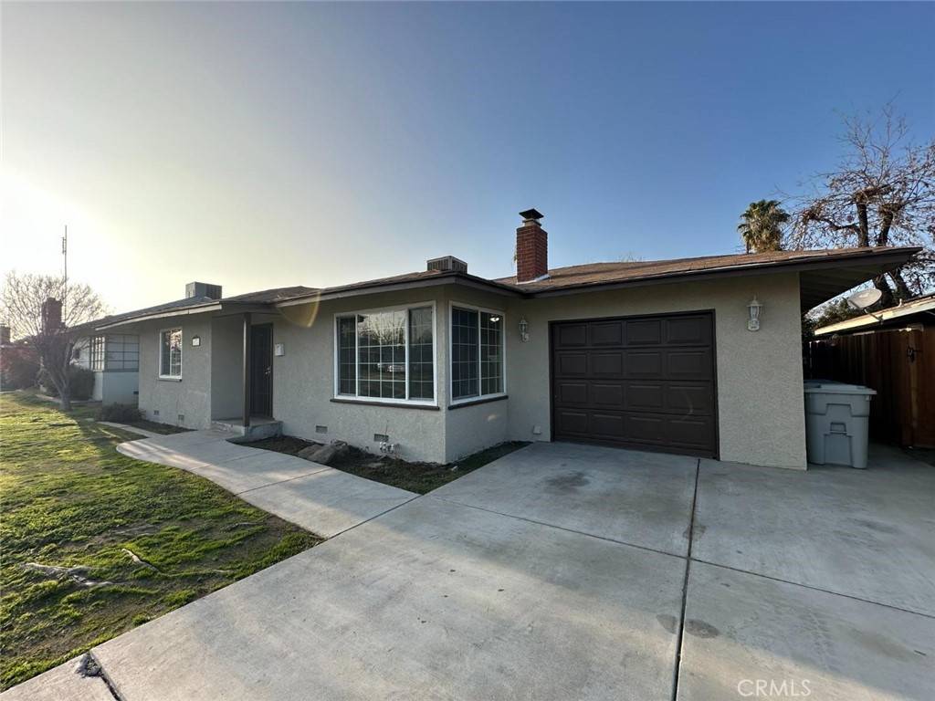 Fresno, CA 93703,2135 Arden DR W