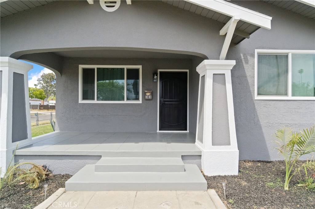 Fresno, CA 93706,303 E Hawes AVE