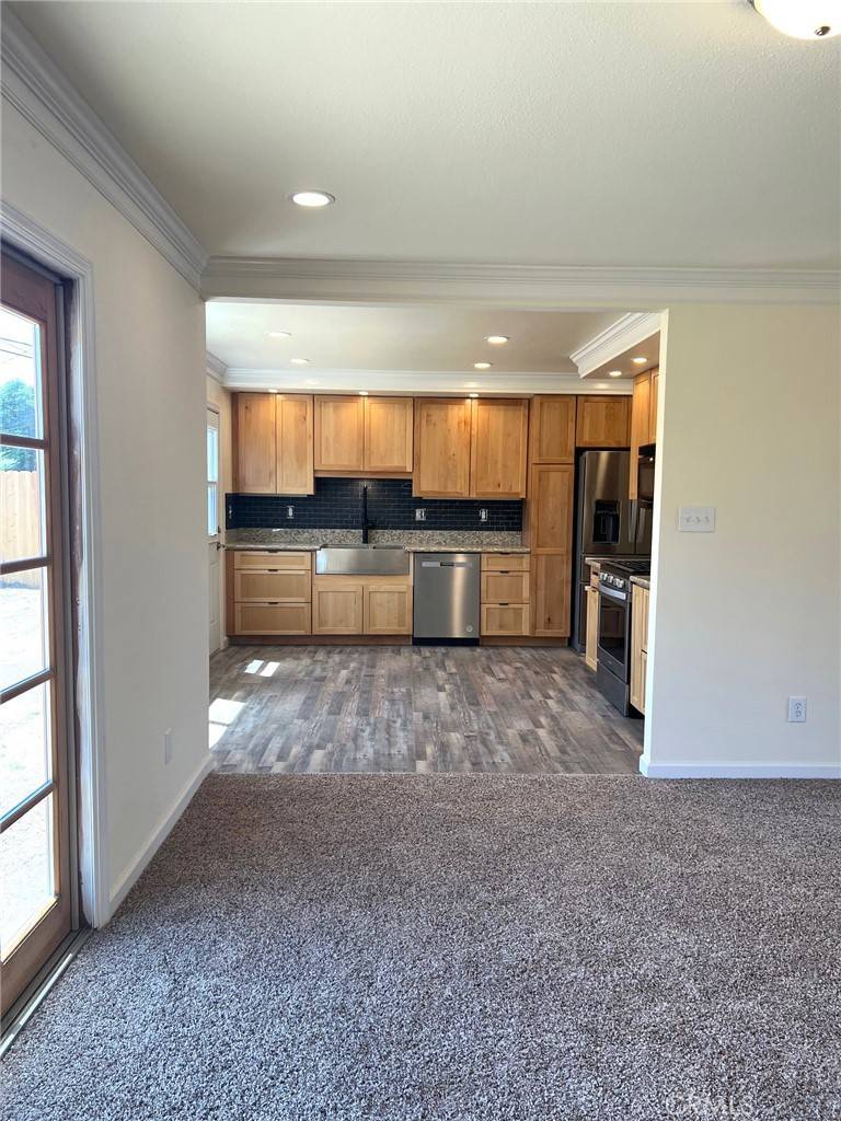 Hanford, CA 93230,1565 Bluejay CIR