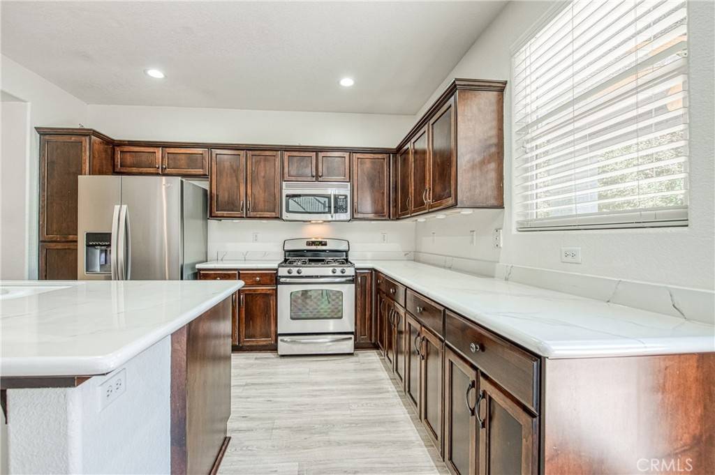 Clovis, CA 93619,487 Everglade AVE
