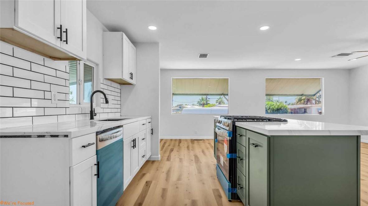 Thousand Palms, CA 92276,73250 Colonial DR