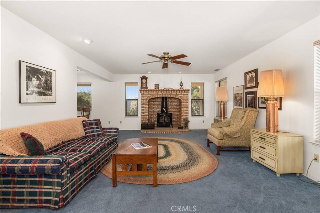 3668 Homestead RD Mariposa, CA 95338
