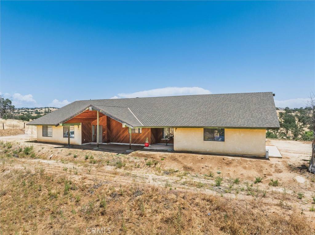Raymond, CA 93653,26667 Road 407