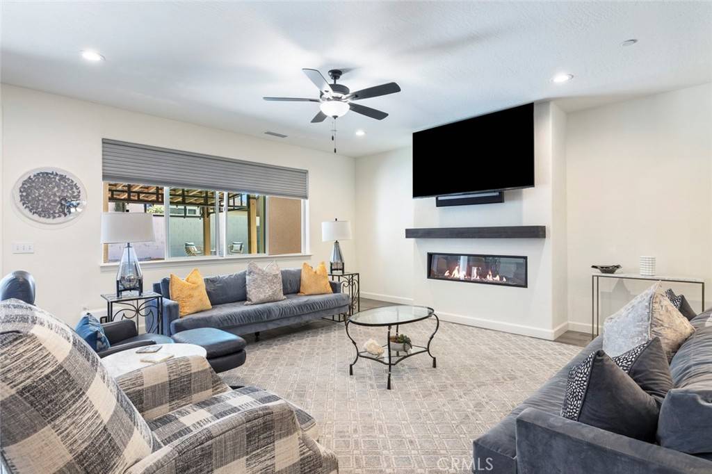 Hanford, CA 93230,2421 N Cabernet PL