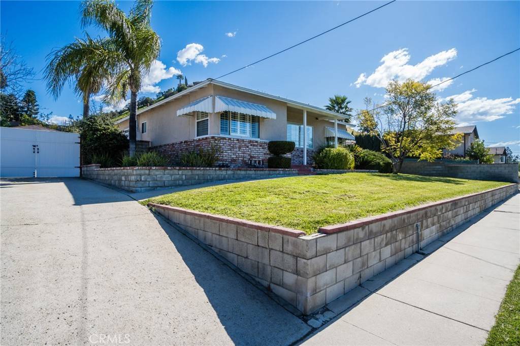 Sun Valley, CA 91352,8226 Glencrest DR