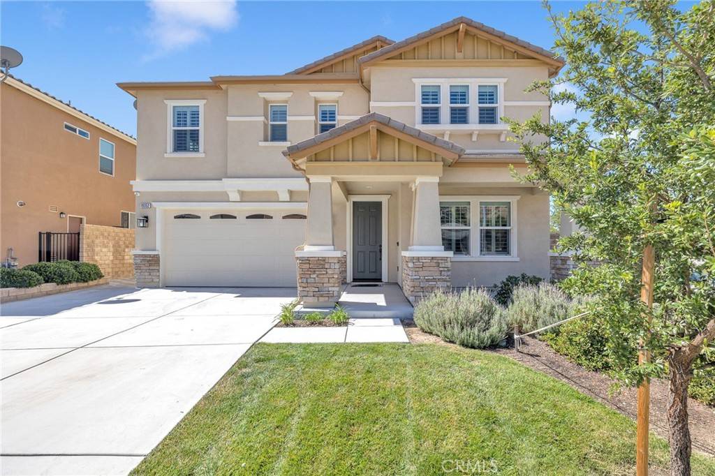 Saugus, CA 91350,19352 Bension DR