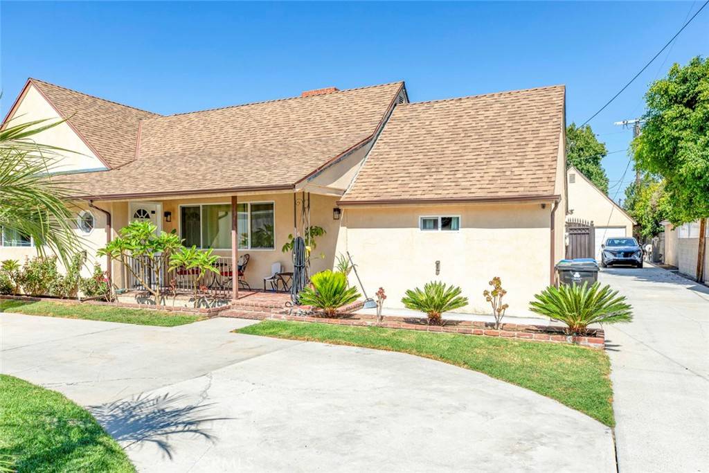 Valley Glen, CA 91401,13427 Erwin ST