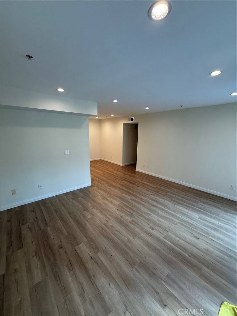 Glendale, CA 91204,116 W Maple ST #6