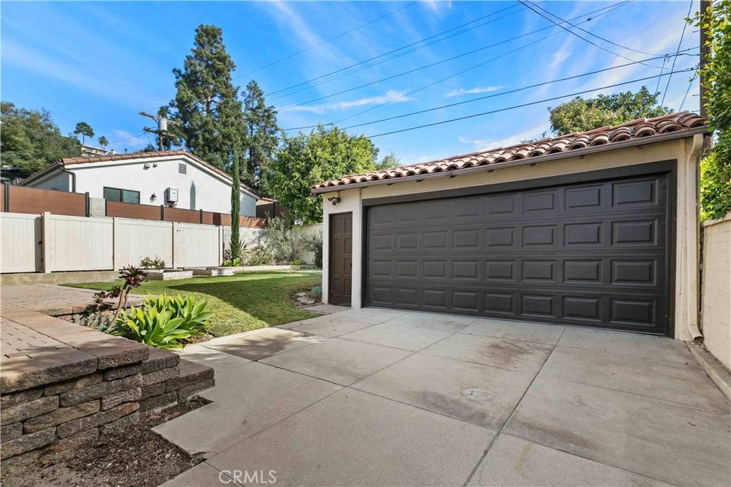 Glendale, CA 91207,1234 Geneva ST