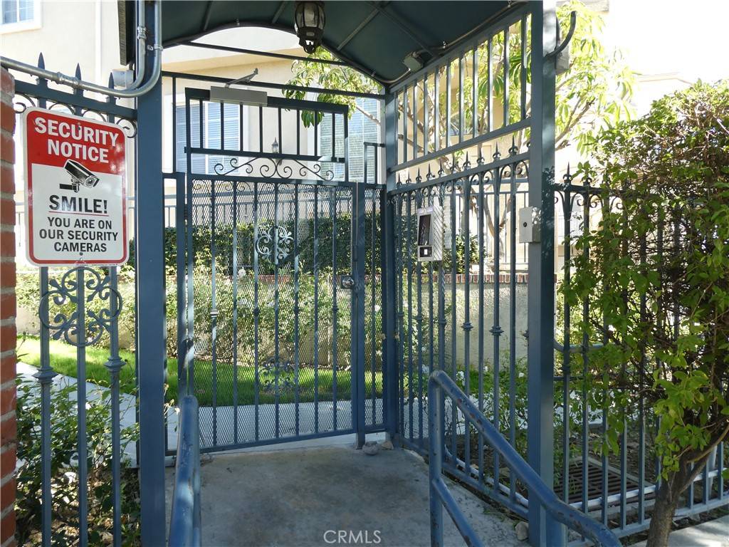 La Crescenta, CA 91214,4516 Ramsdell AVE #130