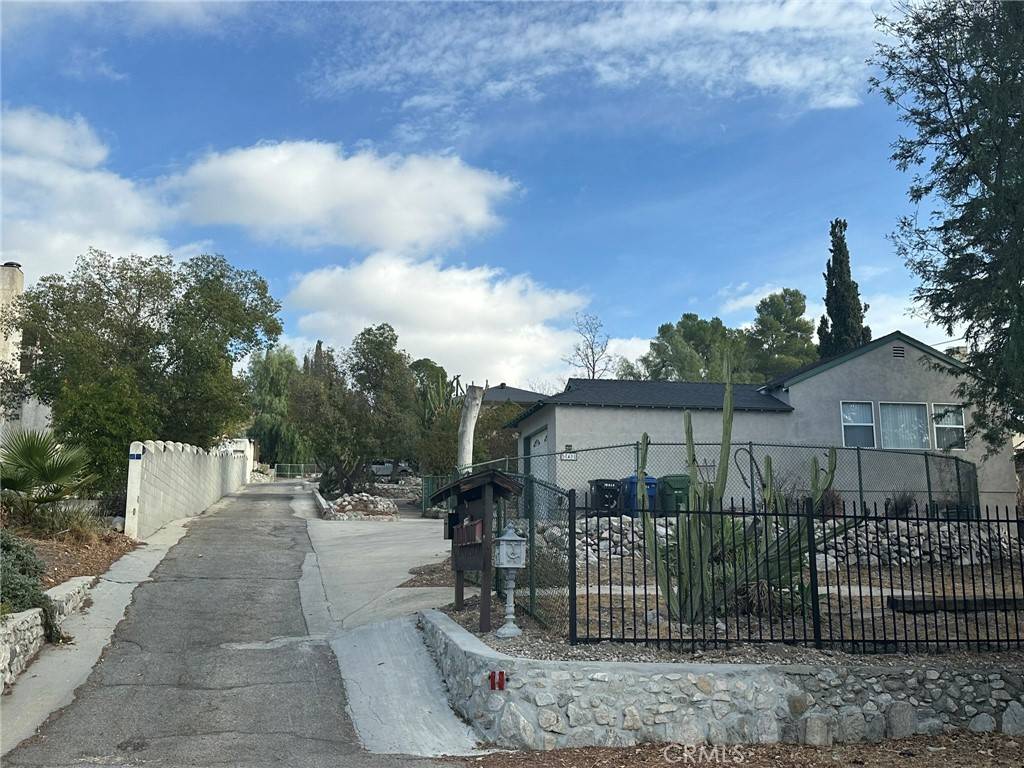 Tujunga, CA 91042,10408 Fairgrove AVE