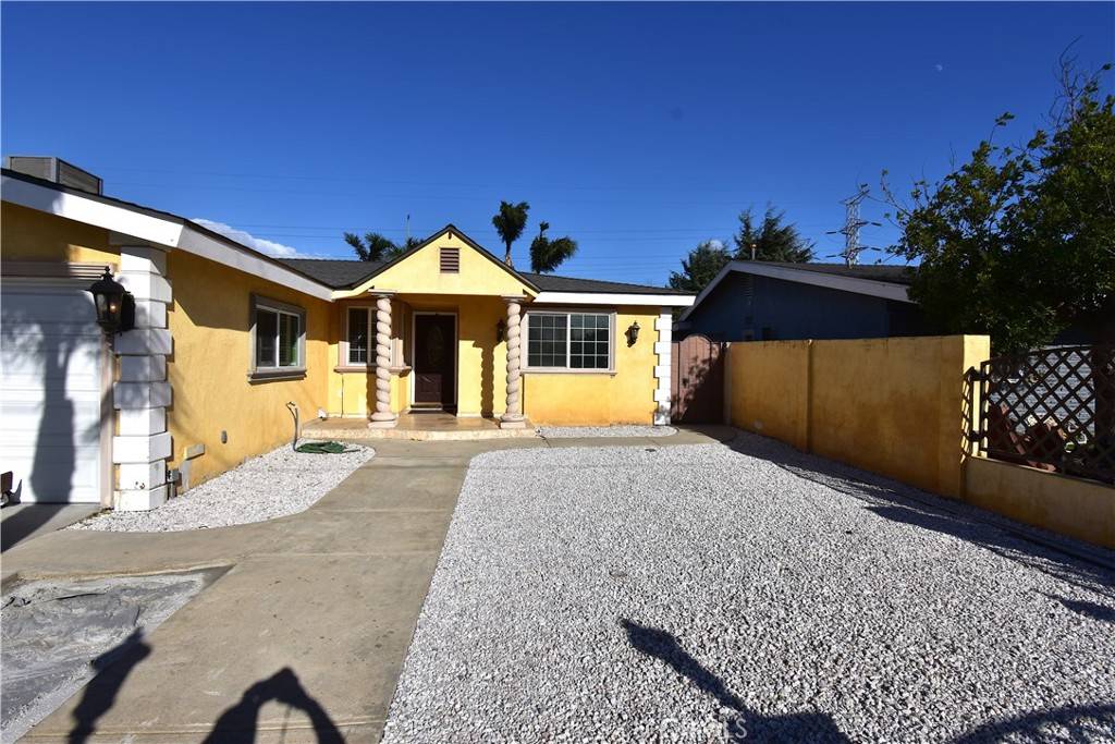 Panorama City, CA 91402,8646 Nagle AVE