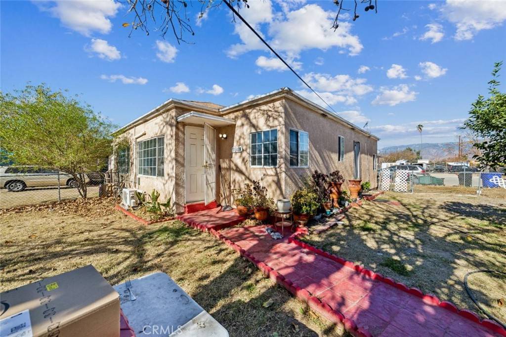 San Bernardino, CA 92408,938 E 2nd ST
