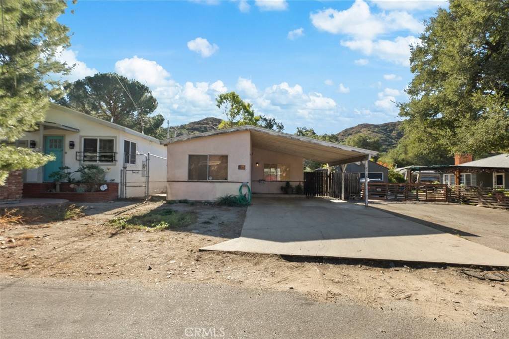 Tujunga, CA 91042,7526 Thousand Oaks DR