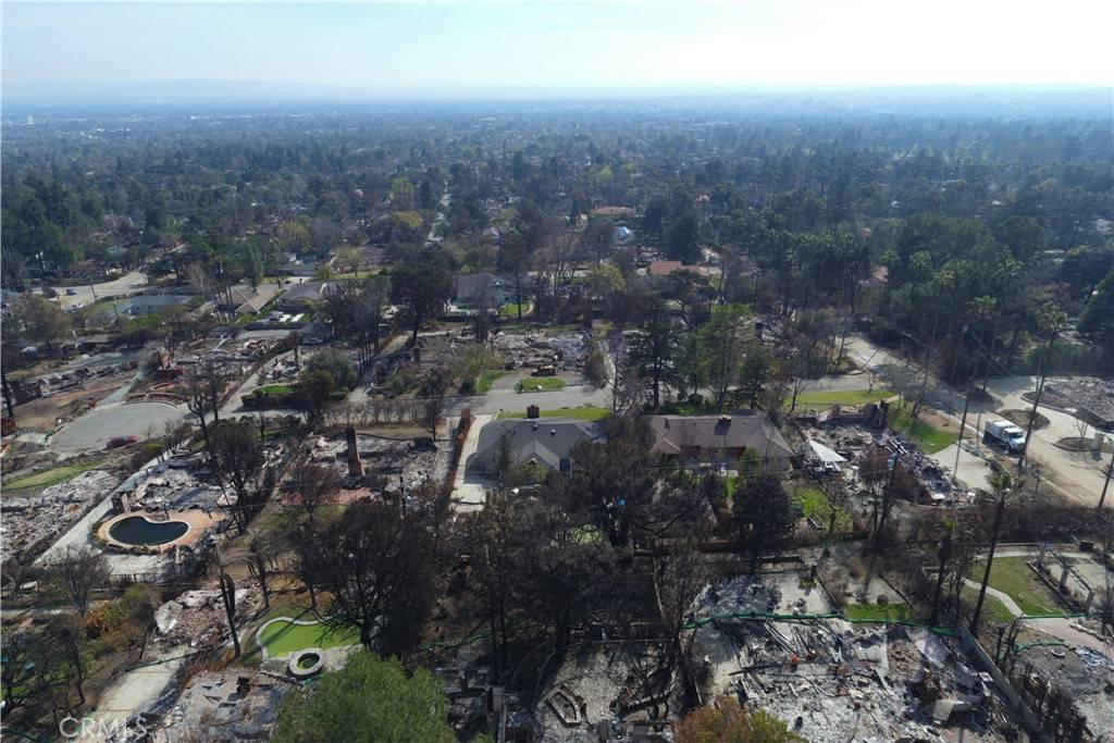 Altadena, CA 91001,1776 Alta Wood DR