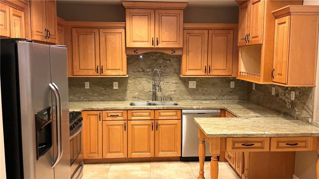Tarzana, CA 91356,18245 Burbank BLVD #107