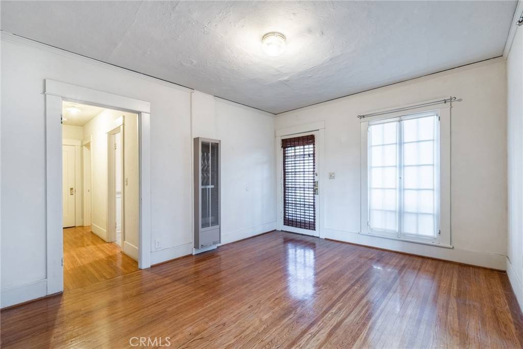 Glendale, CA 91204,415 Riverdale DR