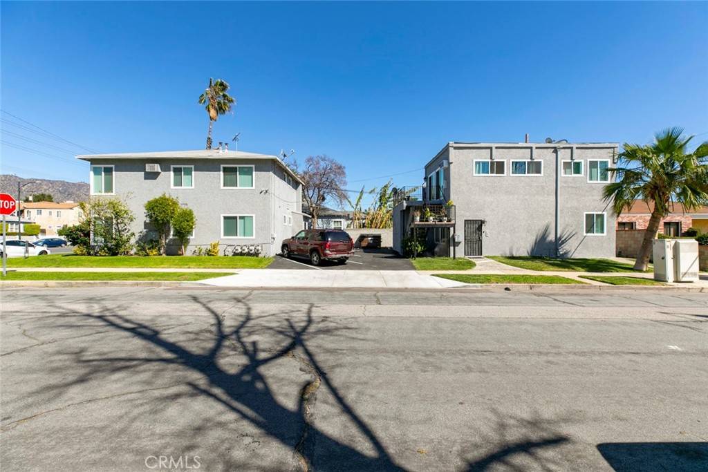 Burbank, CA 91506,1138 N Parish PL