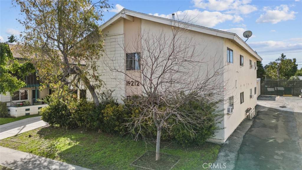 Northridge, CA 91324,19212 Bryant ST