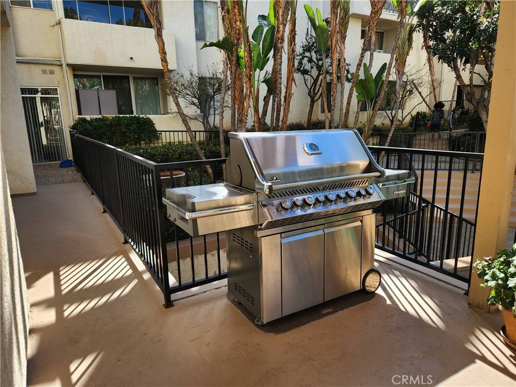 Encino, CA 91316,5325 Newcastle AVE #129