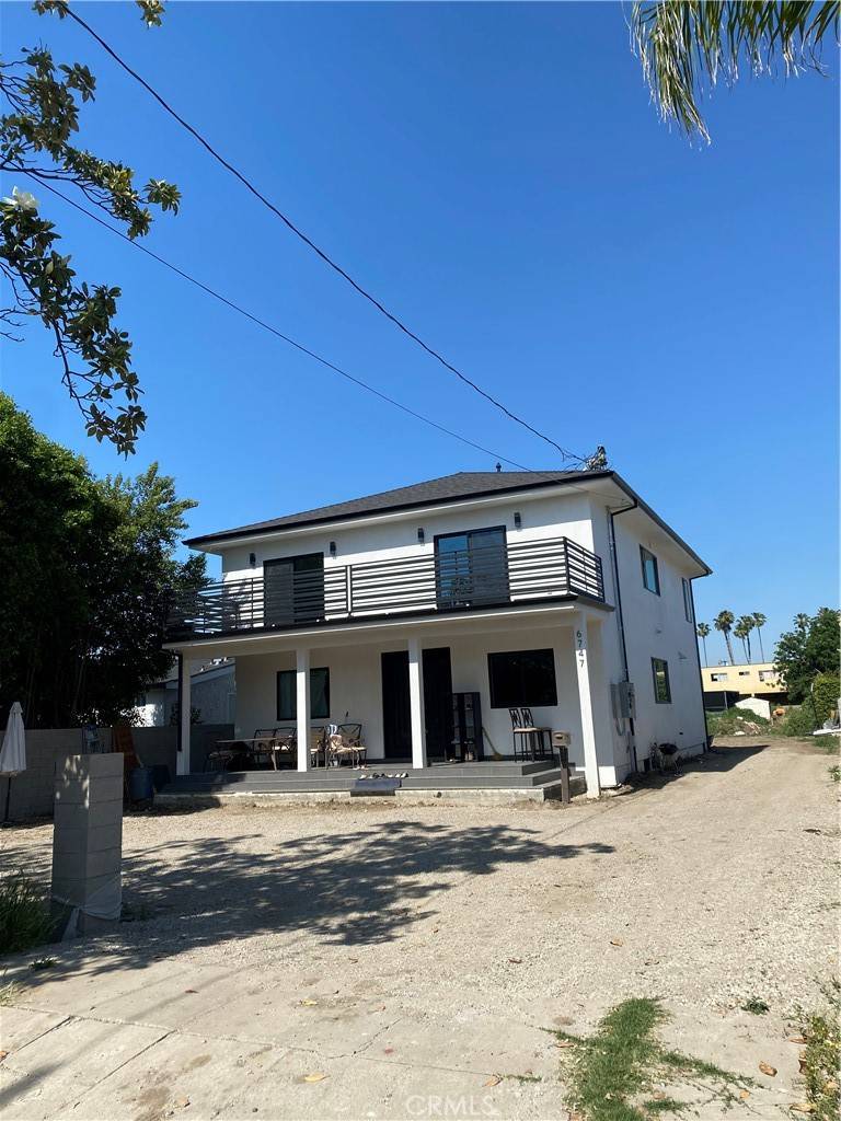 Van Nuys, CA 91406,6747 Gaviota AVE N