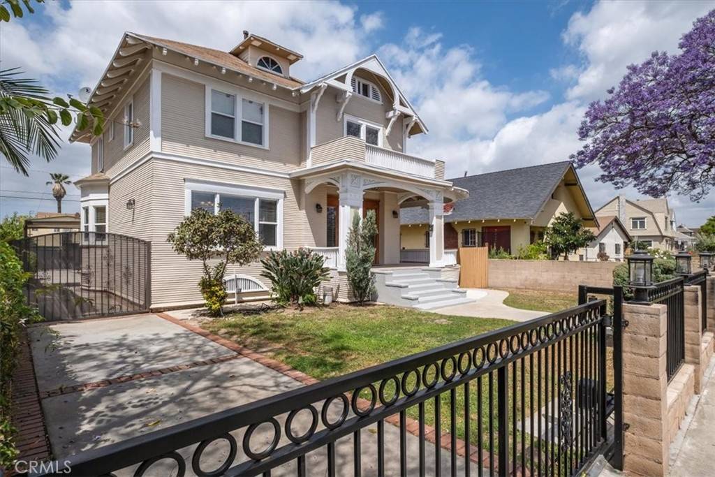 Los Angeles, CA 90018,2913 Brighton AVE