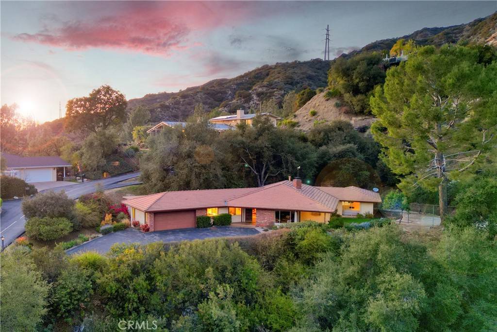 La Canada Flintridge, CA 91011,5366 Vista Lejana LN