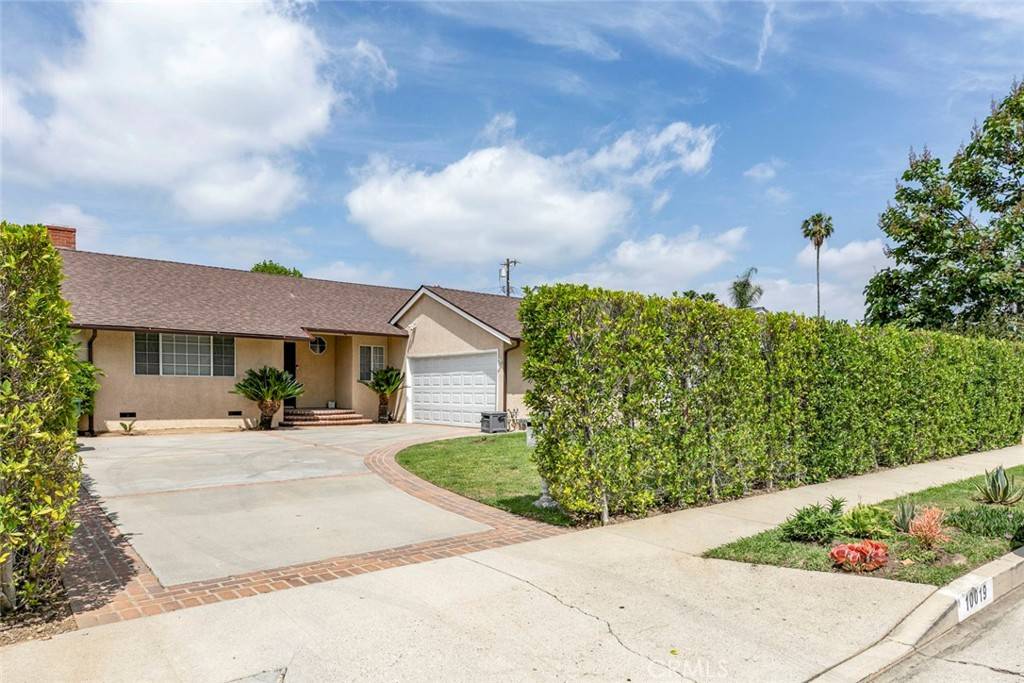 Mission Hills (san Fernando), CA 91345,10019 Norwich AVE