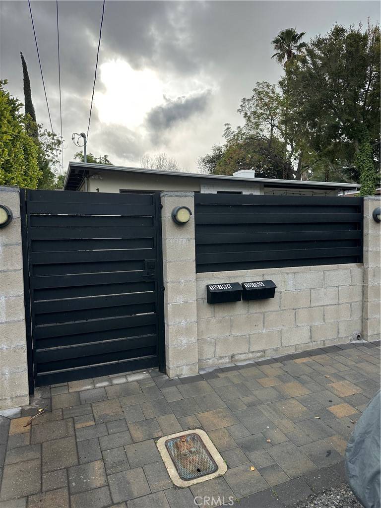 Sunland, CA 91040,10156 Jardine AVE