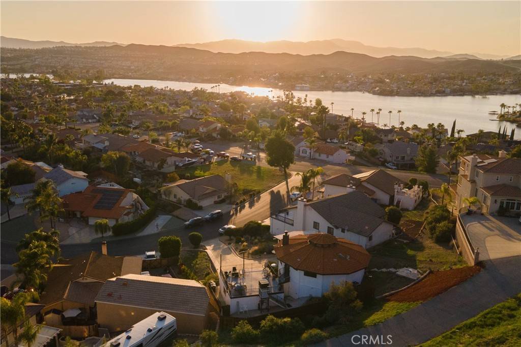 Canyon Lake, CA 92587,29684 Yellow Gold DR